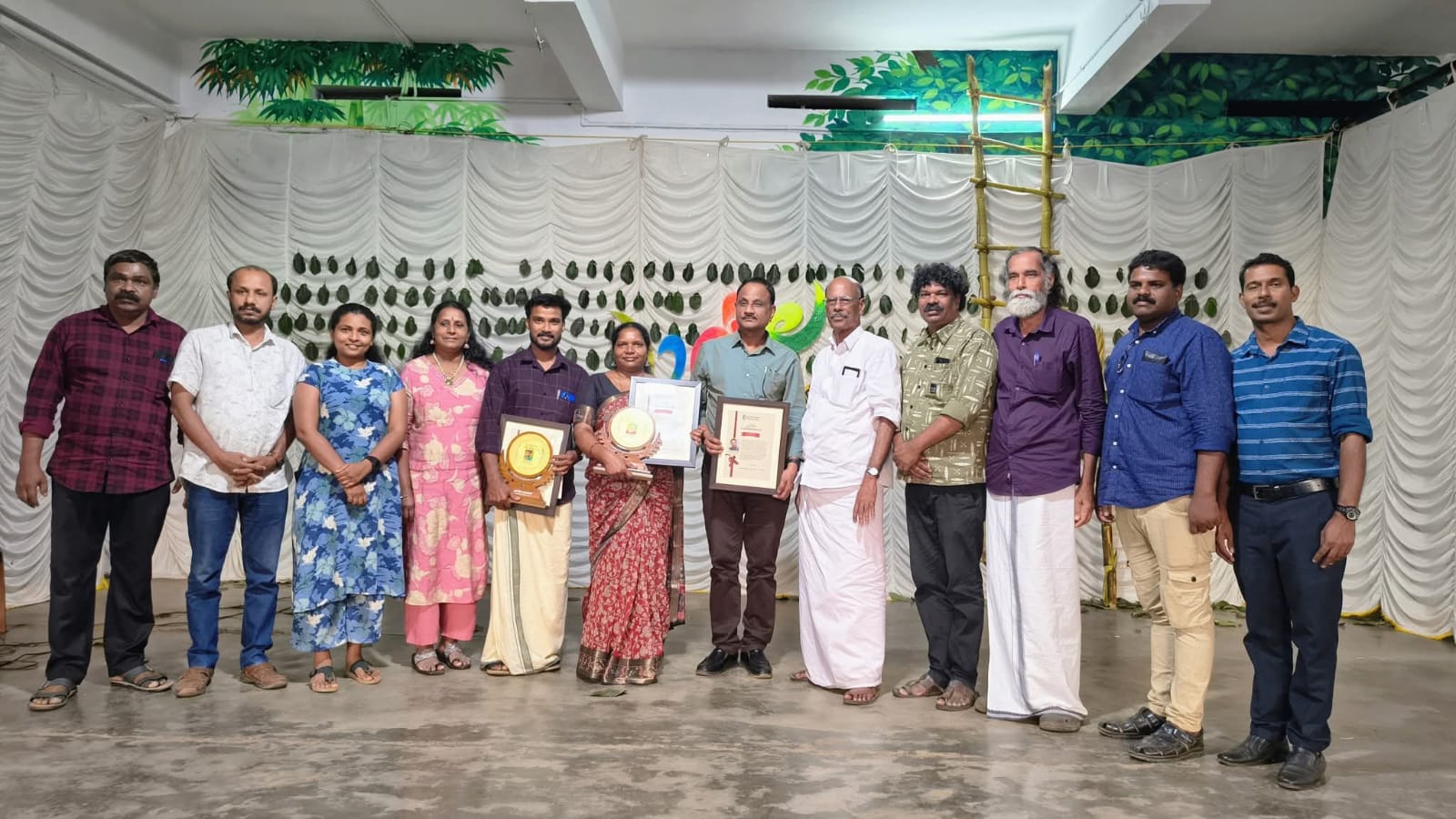 പ്ലാവില പുരസ്കാര സമർപ്പണം