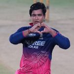 ‘ഫോട്ടോ ഒന്നിന് 100 രൂപ വച്ച് തരണം’; കുഞ്ഞ് ആരാധകരെ ‘വട്ട്’ പിടിപ്പിച്ച് വൈഭവ്