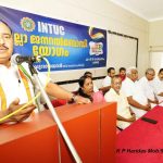 കേന്ദ്ര സംസ്ഥാന സർക്കാരുകൾ തൊഴിലാളി വിരുദ്ധർ : ആർ ചന്ദ്രശേഖരൻ