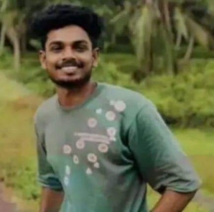 അടവ് മുടങ്ങി, ലോണ്‍ ആപ്പ് സംഘം മോര്‍ഫ് ചെയ്ത നഗ്ന ഫോട്ടോകള്‍ പ്രചരിപ്പിച്ചു; കോഴിക്കോട് 25കാരനെ കാണാതായി –