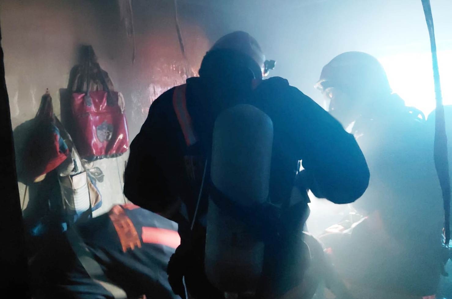 മാനന്തവാടി മുത്താറിമൂലയില്‍ വീടിന് തീപിടിച്ചു