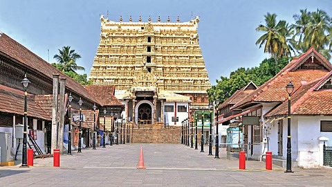 പത്മനാഭ സ്വാമി ക്ഷേത്രത്തിലെ കോടികള്‍ വിലയുള്ള അമൂല്യ വസ്തുക്കള്‍ കാണാതായി; നഷ്ടമായത് 78 ഗ്രാം സ്വര്‍ണവും ‘വൈര നമ’ വജ്രാഭരണവും