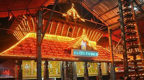 ‘ക്ഷേത്രങ്ങളിലെ സ്വര്‍ണം പണമാക്കുന്നു!’ പ്രചരിക്കുന്ന വാര്‍ത്തകളിലെ സത്യം എന്ത്? വ്യക്തത വരുത്തി കേന്ദ്രം