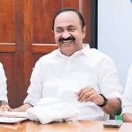വി ഡി സതീശന്‍ സര്‍ക്കാരിന്റെ സത്യപ്രതിജ്ഞ തിങ്കളാഴ്ച രാവിലെ 10ന്, പ്രതീക്ഷിക്കുന്നത് ഒരു ലക്ഷത്തോളം പേരെ; പ്രവേശനം പാസ് മൂലം, ഒരുക്കങ്ങള്‍ തകൃതി