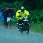 ബംഗാള്‍ ഉള്‍ക്കടലില്‍ നാളെ ന്യൂനമര്‍ദ്ദ സാധ്യത; ബുധനാഴ്ച വരെ ഇടിമിന്നലോട് കൂടിയ ശക്തമായ മഴ, ഏഴു ജില്ലകളില്‍ യെല്ലോ അലര്‍ട്ട്
