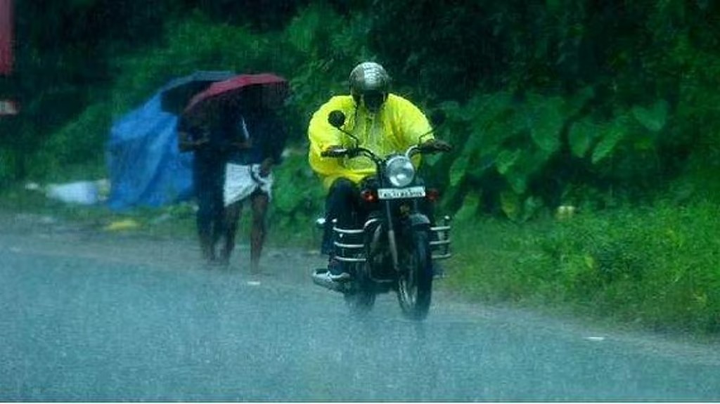 ബംഗാള്‍ ഉള്‍ക്കടലില്‍ നാളെ ന്യൂനമര്‍ദ്ദ സാധ്യത; ബുധനാഴ്ച വരെ ഇടിമിന്നലോട് കൂടിയ ശക്തമായ മഴ, ഏഴു ജില്ലകളില്‍ യെല്ലോ അലര്‍ട്ട്