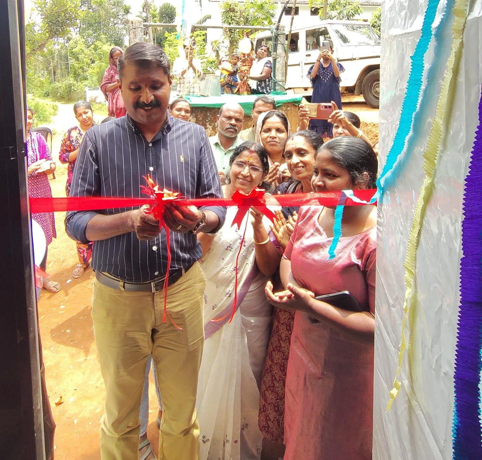 കുടുംബശ്രീ കെ ടിക് പദ്ധതിവഴി സംരംഭം തുടങ്ങി