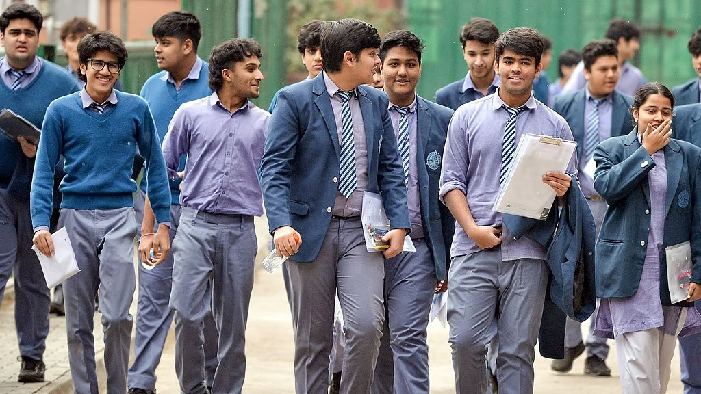 സിബിഎസിഇയില്‍ ത്രിഭാഷാ പദ്ധതി വരുമ്പോള്‍; മാറ്റങ്ങള്‍ എന്തൊക്കെ, അറിയാം