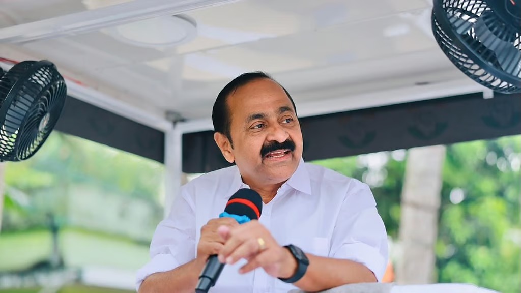 സിദ്ദിഖും ജനീഷും മന്ത്രിസഭയില്‍, വമ്പന്‍ സര്‍പ്രൈസുകള്‍; സതീശന്‍ ലോക്ഭവനിലെത്തി, മന്ത്രിമാരുടെ പട്ടിക കൈമാറി