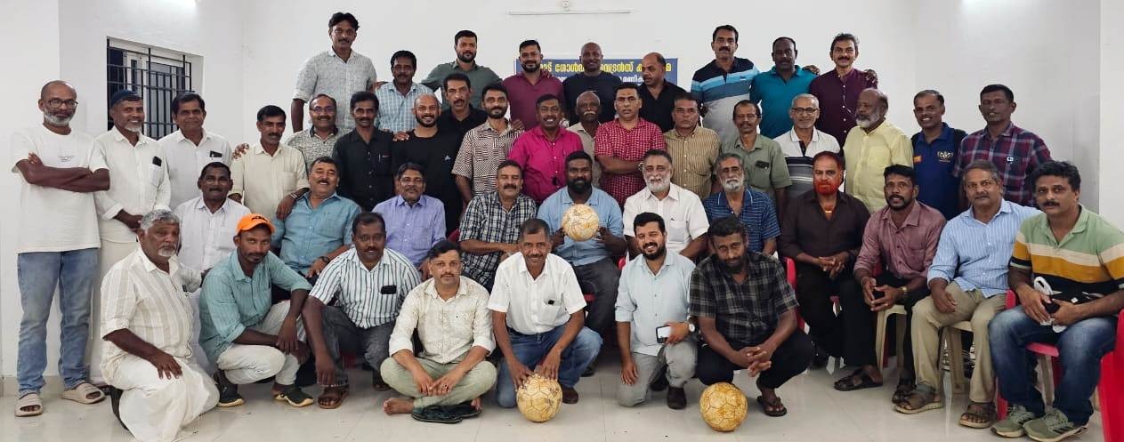 വെറ്ററന്‍സ് ഫുട്‌ബോള്‍ കൂട്ടായ്മ രൂപീകരിച്ചു