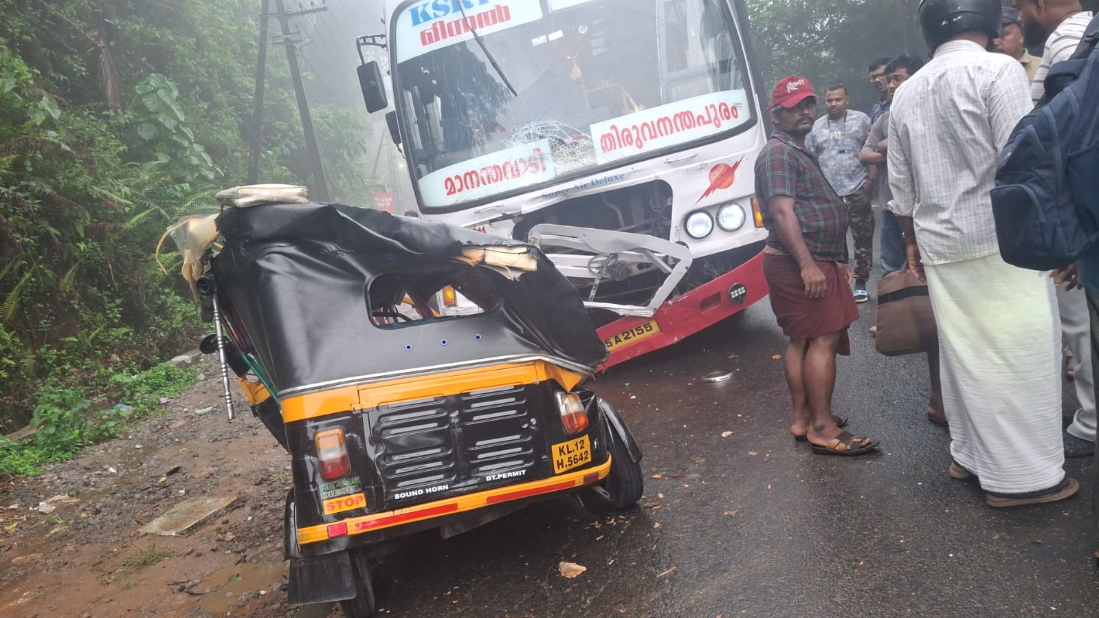 വൈത്തിരിയിലെ വാഹനാപകടം: മരണം മൂന്നായി; വിടപറഞ്ഞത് ഒരു കുടുംബത്തിലെ മൂന്നുപേർ