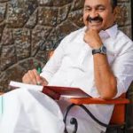 കേരളത്തിന്റെ അമരക്കാരനായി വി.ഡി. സതീശന്‍; അനിശ്ചിതത്വത്തിന് വിരാമമിട്ട് ഡല്‍ഹിയില്‍ ഹൈക്കമാന്‍ഡ് പ്രഖ്യാപനം