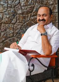 കേരളത്തിന്റെ അമരക്കാരനായി വി.ഡി. സതീശന്‍; അനിശ്ചിതത്വത്തിന് വിരാമമിട്ട് ഡല്‍ഹിയില്‍ ഹൈക്കമാന്‍ഡ് പ്രഖ്യാപനം