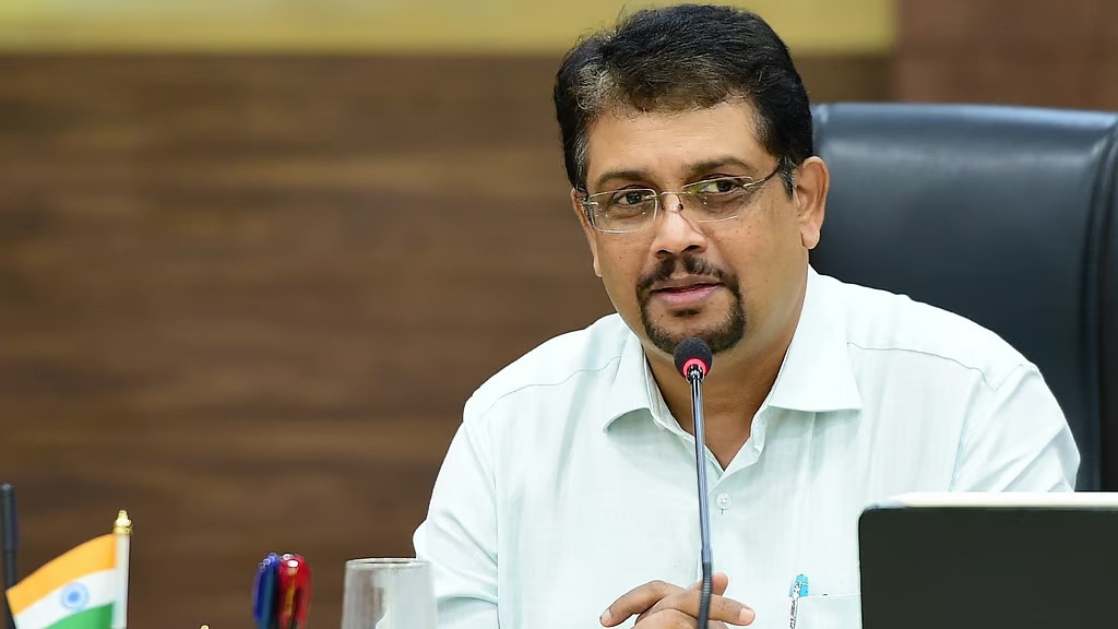 കോണ്‍ഗ്രസിന്‍റെ വരാന്തയില്‍ പോലും കയറ്റരുത്; ബിജു പ്രഭാകറിനെതിരെ ഐഎന്‍ടിയുസി യങ് വര്‍ക്കേഴ്‌സ് കൗണ്‍സില്‍