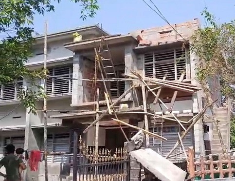 മേപ്പാടി കുന്നമംഗലം വയലില്‍ വീടിന്റെ സ്ലാബ് ഇടിഞ്ഞ് ഒരാള്‍ മരിച്ചു