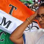 തല പുകഞ്ഞ് മമത, TMC നഷ്ടമായേക്കും; 23 ലോക്സഭ എംപിമാർ വിമത‌പക്ഷത്ത്