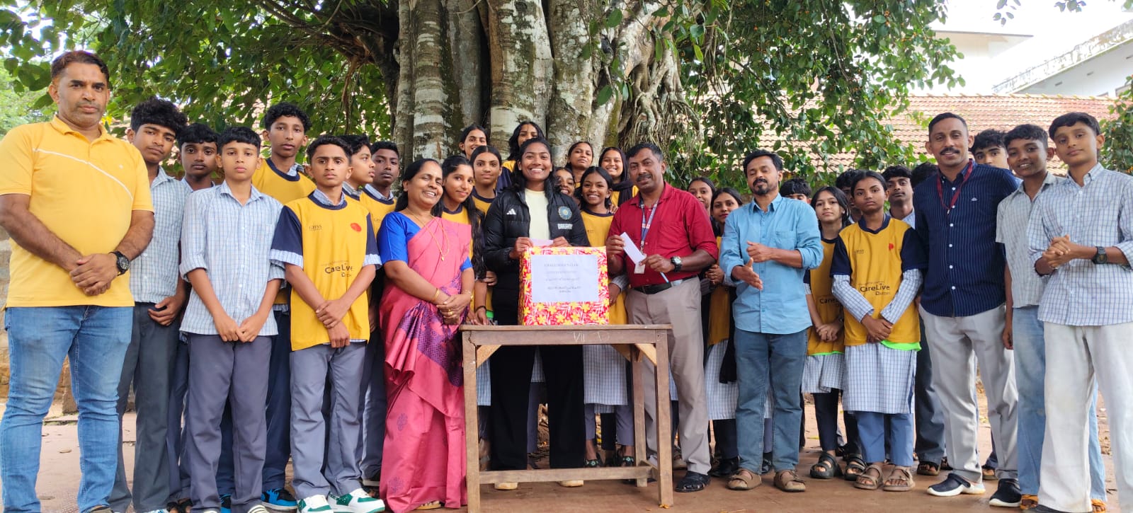 ലഹരിക്കെതിരെ ഫുട്ബോൾ ആവേശം; പനമരം സ്കൂളിൽ വേറിട്ട പ്രവചന മത്സരം