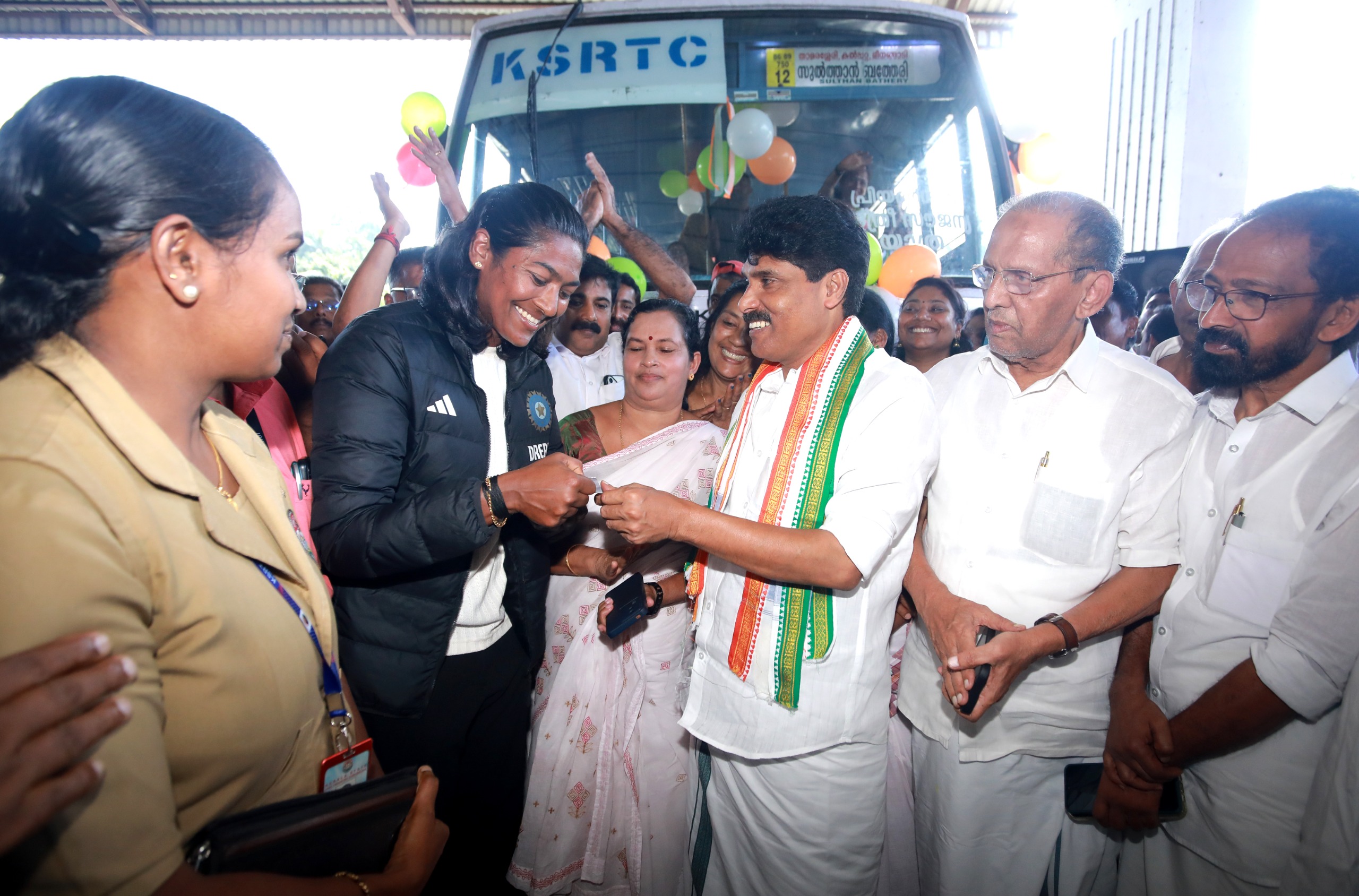 പ്രിയദർശിനി പദ്ധതി; സ്ത്രീകളുടെ അന്തസ്സും അഭിമാനവും ഉയർത്തിപ്പിടിക്കുന്ന നടപടിയെന്ന് മന്ത്രി ടി സിദ്ധിഖ്
