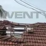വിമാനം താഴ്ന്ന് പറന്നു, നെടുമ്പാശേരിയിൽ വീടിന്റെ മേൽക്കൂര തകർന്നുവീണു; വീട്ടുടമസ്ഥന് പരുക്ക്