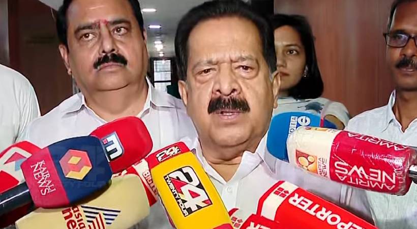ഏത് ക്യാരവൻ ആണേലും പരിശോധിക്കും, ഏതു ഡിജെ പാർട്ടിയിലും കയറിയും പരിശോധിക്കും; ഓപ്പറേഷൻ തൂഫാനിലൂടെ 10 കോടിയുടെ ലഹരി മരുന്ന് പിടിച്ചു; രമേശ് ചെന്നിത്തല