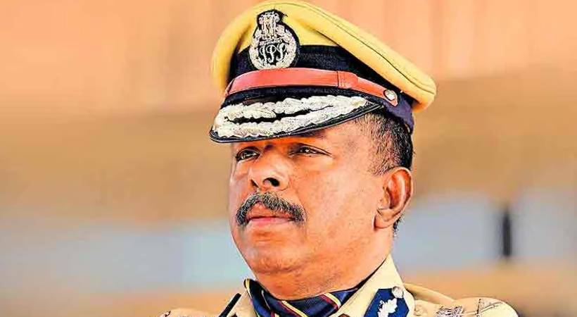 ഗണ്‍മാന്‍ മര്‍ദനക്കേസ് അട്ടിമറിയില്‍ നടപടി; എഡിജിപി എം ആര്‍ അജിത് കുമാറിന് സസ്‌പെന്‍ഷന്‍