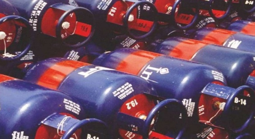 രാജ്യത്ത് വാണിജ്യ LPG സിലിണ്ടർ വിലയിൽ കുറവ്; 183 രൂപ കുറച്ചു