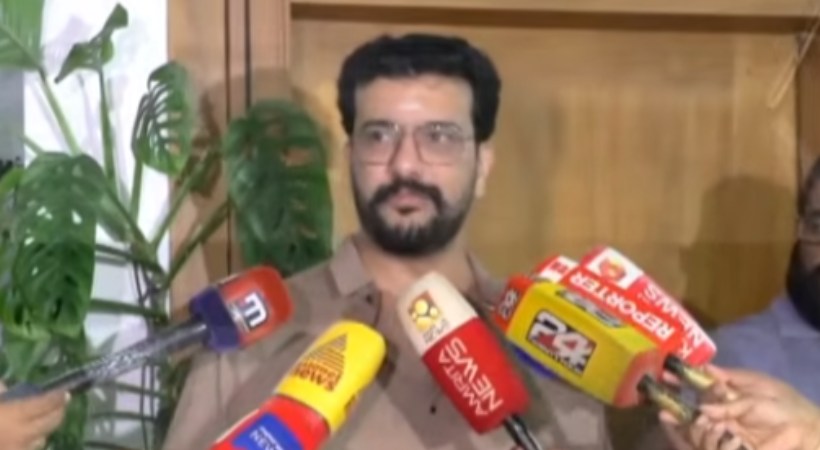 ‘കടിച്ചുതൂങ്ങണമെന്ന യാതൊരു ആഗ്രഹവും ഇല്ല’; അമ്മ സംഘടനയുടെ അഡ്ഹോക് കമ്മിറ്റി കണ്‍വീനര്‍ സ്ഥാനത്ത് നിന്ന് രാജി പ്രഖ്യാപിച്ച് രമേഷ് പിഷാരടി