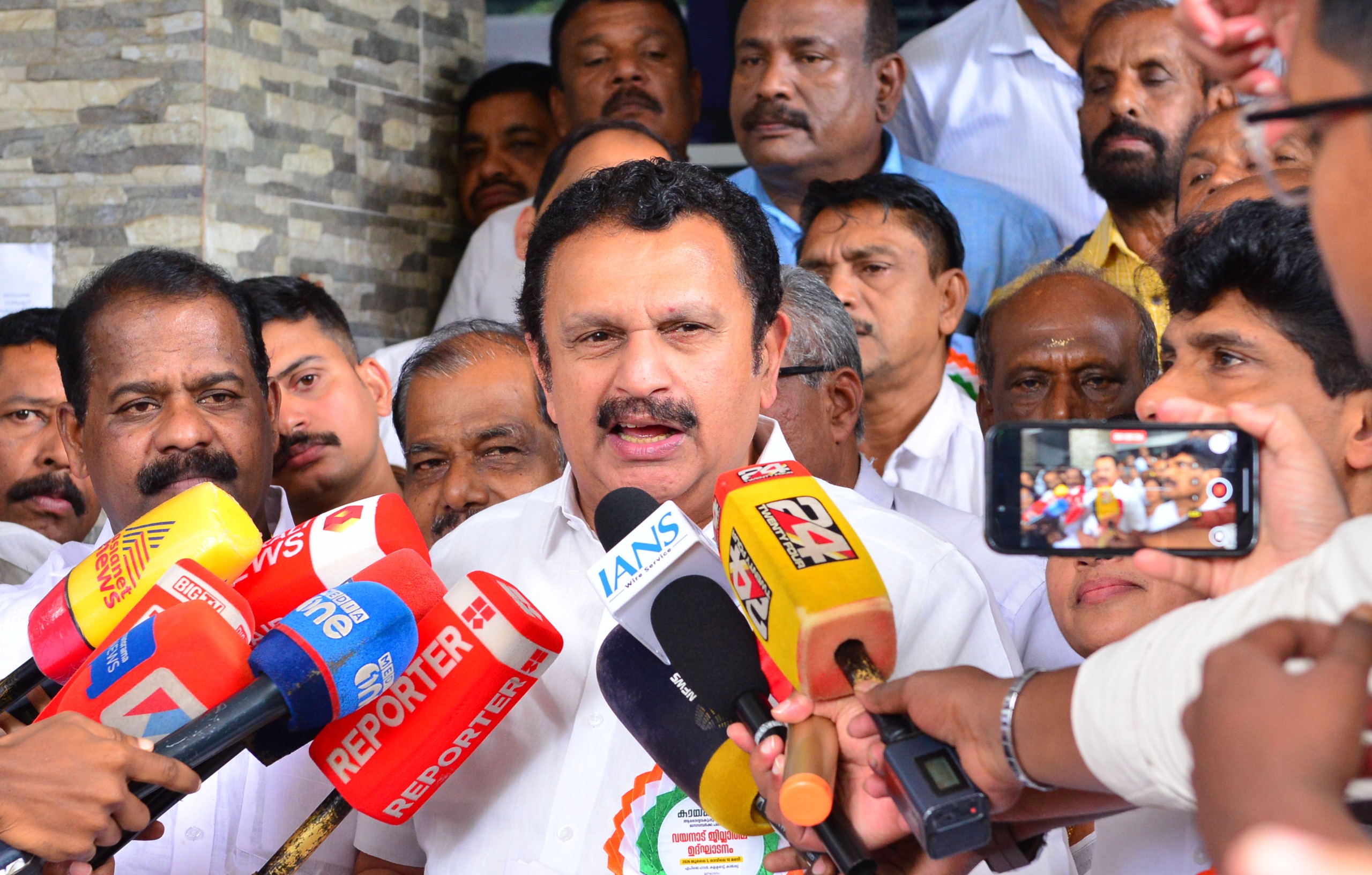 മാനന്തവാടി മെഡിക്കൽ കോളേജിൽ 100 ദിവസത്തിനകം എം.ആർ.ഐ സ്കാൻ സ്ഥാപിക്കും-മന്ത്രി കെ.മുരളീധരൻ