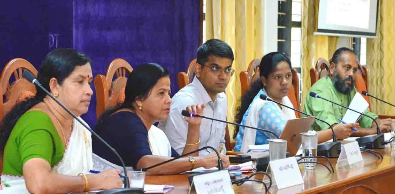 വയനാട് ജില്ലയിലെ 223 സ്‌കൂളുകളിലെ 9524 വിദ്യാര്‍ത്ഥികള്‍ വിദ്യാവാഹിനി പദ്ധതിയില്‍