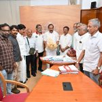 കാപ്പി കര്‍ഷകരുടെ വിഷയങ്ങള്‍; മുഖ്യമന്ത്രിയുമായി ചര്‍ച്ച നടത്തി