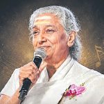 48,000 നാദശലഭങ്ങള്‍ ബാക്കി…വിട, വാനമ്പാടി…; ജാനകിയമ്മയ്ക്ക് യാത്രാമൊഴിയേകി ആയിരങ്ങള്‍