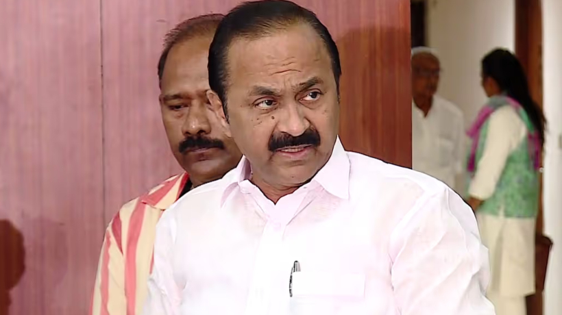 ‘കേരളം കടന്നുപോകുന്നത് കടുത്ത സാമ്പത്തിക പ്രതിസന്ധിയിലൂടെ, യുഡിഎഫ് സർക്കാർ ഖജനാവിന്റെ ചോർച്ച അടക്കും’; മുഖ്യമന്ത്രി