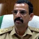 ബാറുടമകളുമായി ഇടപാട്: ഡെപ്യൂട്ടി എക്‌സൈസ് കമ്മീഷണറുടെ വീട്ടില്‍ മിന്നൽ പരിശോധന, ഫോൺ പിടിച്ചെടുത്തു