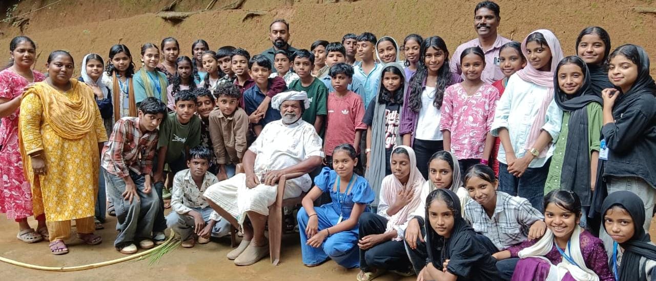 അധ്യാപനത്തിന്റെ വേറിട്ട മാതൃകയുമായി അധ്യാപിക
