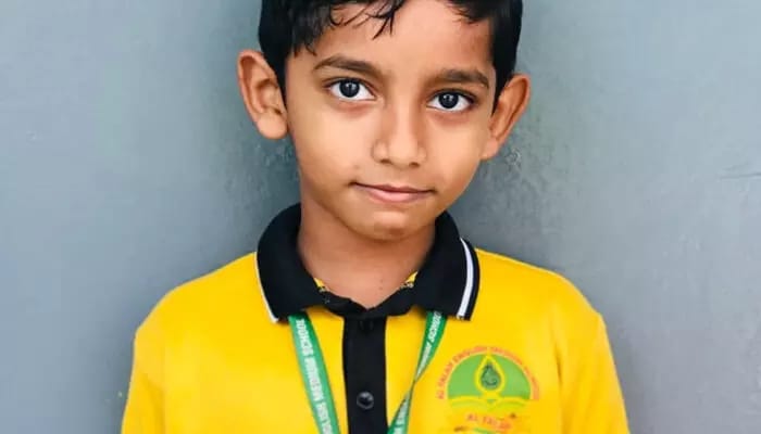 കണ്ണൂരില്‍ എട്ടു വയസുകാരന്‍ കുളത്തില്‍ മരിച്ച നിലയില്‍; കളിക്കാന്‍ പോയ കുട്ടി കാല്‍ വഴുതി കുളത്തില്‍ വീണതെന്ന് നിഗമനം