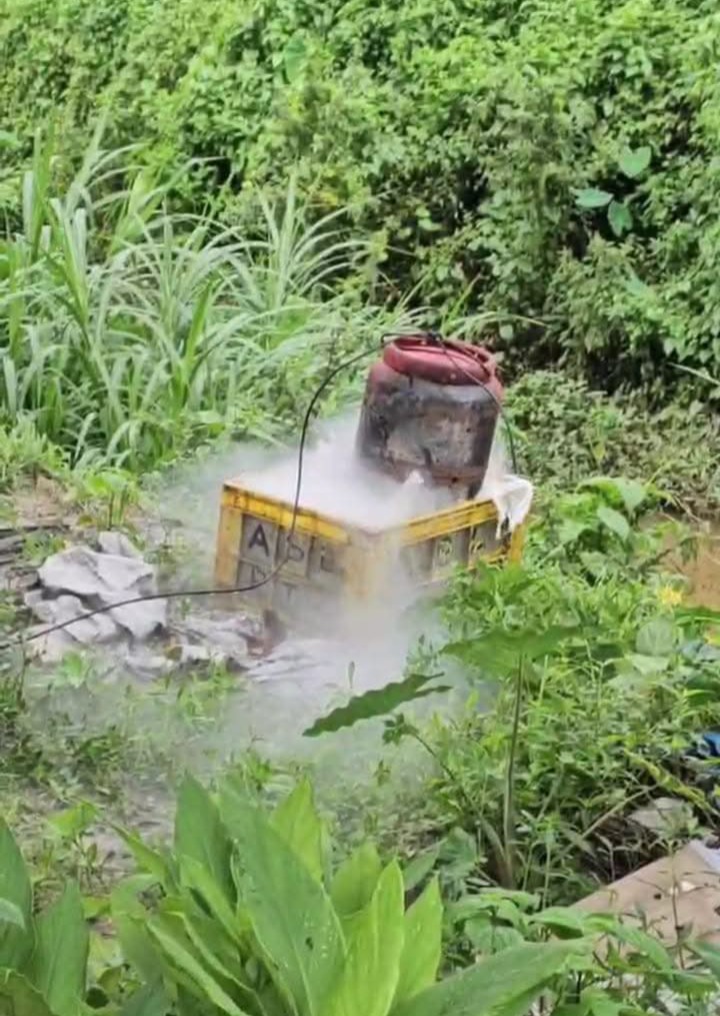 വീട്ടിലെ ഗ്യാസ് സിലിണ്ടറിന് തീപിടിച്ചു; അഗ്നി രക്ഷാ സേനാ രക്ഷകരായി