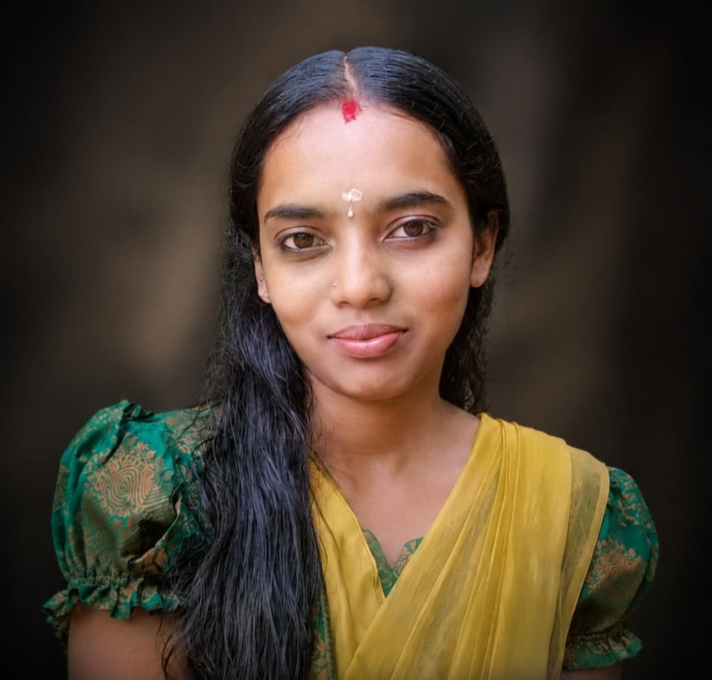 റോഡ് മുറിച്ചുകടക്കുന്നതിനിടെ ഇരുചക്ര വാഹനമിടിച്ച് ഗുരുതരമായി പരിക്കേറ്റ് ചികിത്സയിലായിരുന്ന യുവതി മരിച്ചു