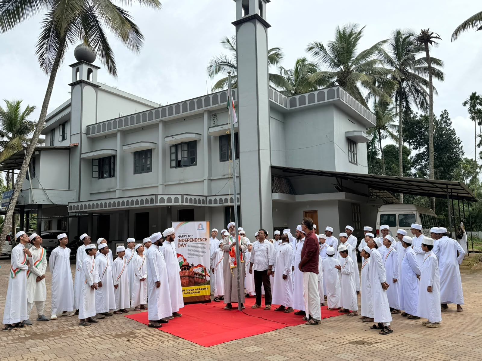 രാജ്യത്തിന്റെ സ്വാതന്ത്ര്യം എല്ലാവരും ആസ്വദിക്കുകയും ഭാവിതലമുറക്ക് പകർന്ന് നൽകുകയും വേണം;ഉസ്മാൻ മൗലവി