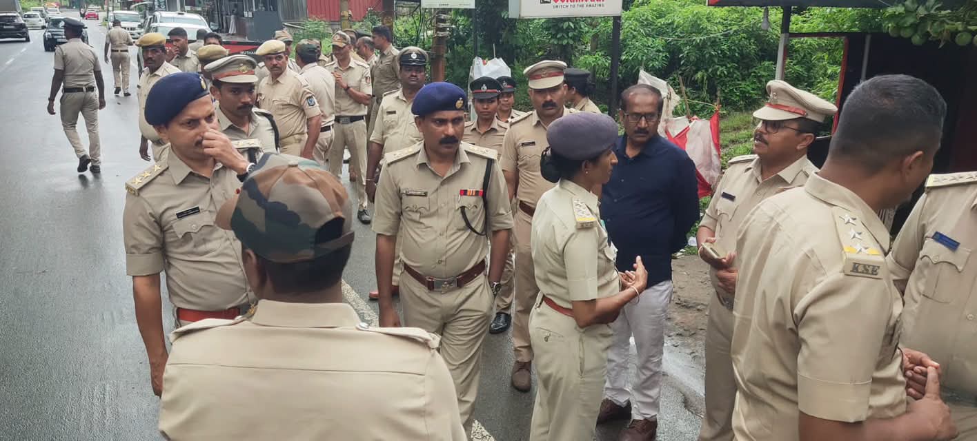 മുത്തങ്ങയിൽ കേരളത്തിന്റെയും അയൽ സംസ്ഥാനങ്ങളിലെയും എക്സൈസ് ഉദ്യോഗസ്ഥർ യോഗം ചേർന്നു