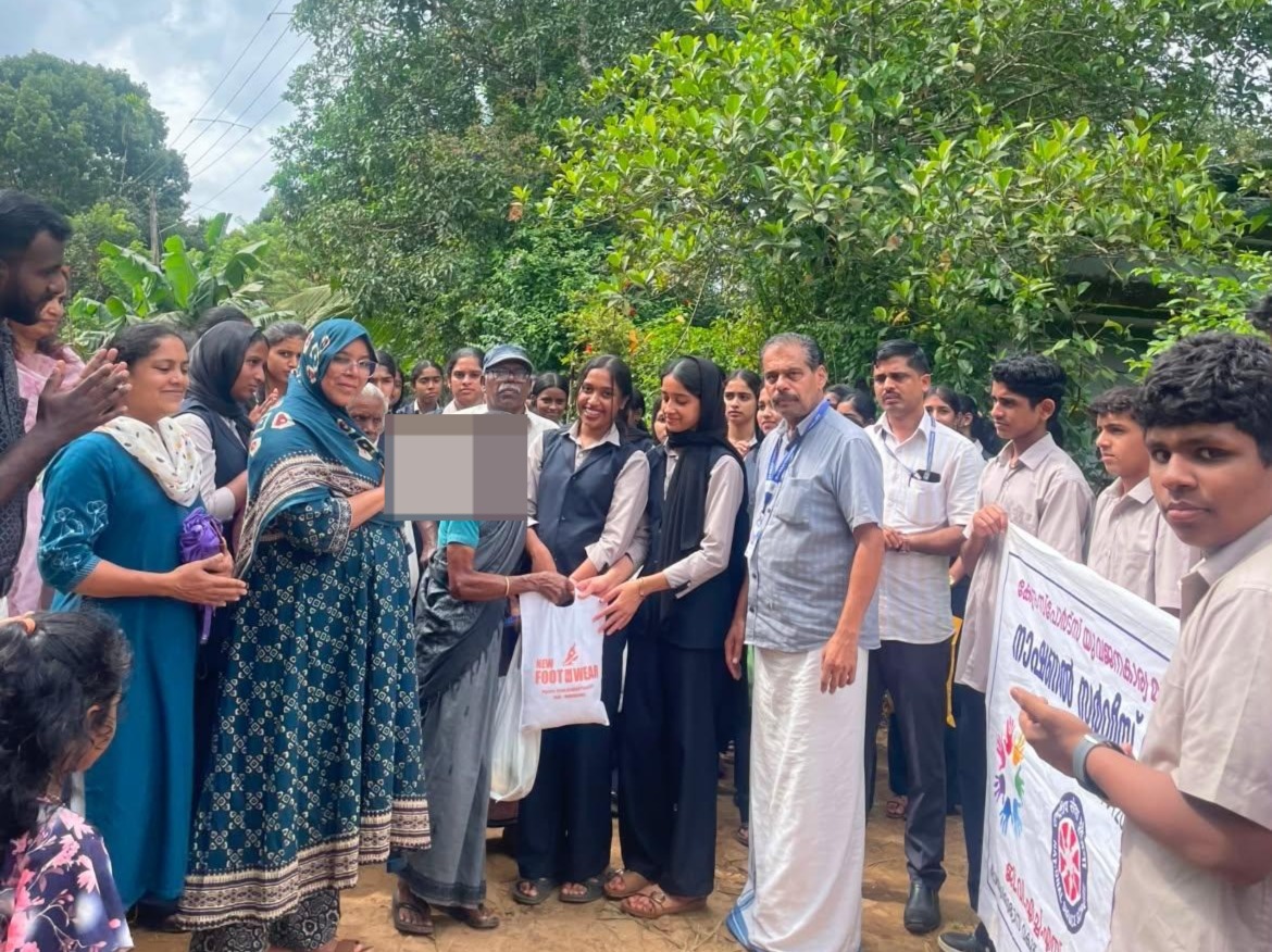 ഓണ സ്മിതം : ഓണ കിറ്റ് വിതരണം സംഘടിപ്പിച്ചു