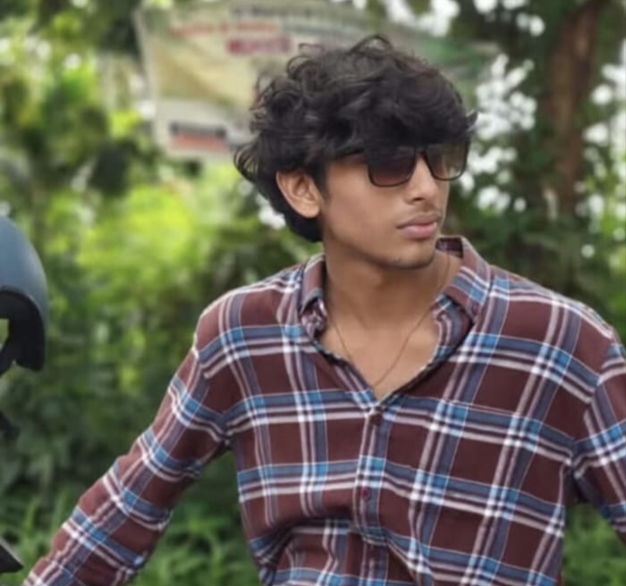 ചീരാലിൽ പ്ലസ്ടു വിദ്യാർത്ഥിയെ തൂങ്ങി മരിച്ച നിലയിൽ കണ്ടെത്തി