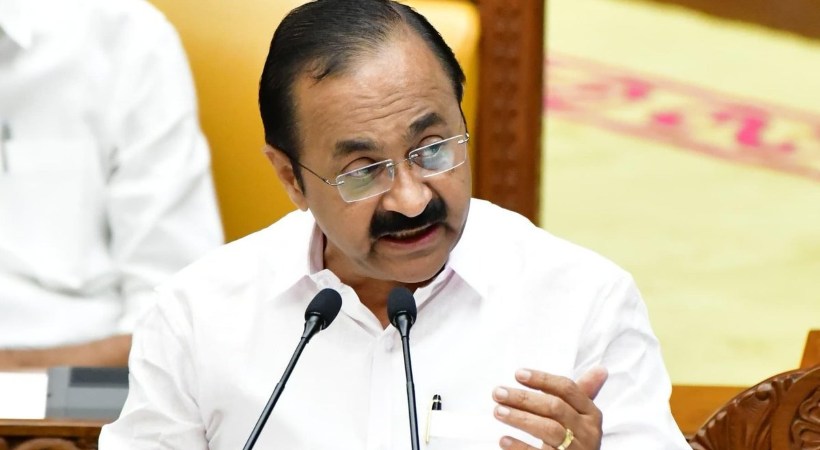 മഴക്കെടുതി: ‘മരിച്ചവരുടെ കുടുംബങ്ങൾക്ക് ധനസഹായം നൽകും, പരിക്കേറ്റവർക്ക് ചികിത്സ ഉറപ്പാക്കും’; മുഖ്യമന്ത്രി