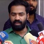 മിസാ നാടകത്തിന്റെ രംഗങ്ങൾ വെട്ടി പ്രചരിപ്പിച്ച സംഭവം, നിയമനടപടിക്ക് DYFI; സ്നേഹലത റെഡിയുടെ ജീവിതമാണ് വരച്ചുകാട്ടുന്നതെന്ന് വി കെ സനോജ്