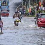 30- 40 കിലോമീറ്റർ വരെ ശക്തമായ കാറ്റിന് സാധ്യത; മഴ മുന്നറിയിപ്പിൽ മാറ്റം, ഇന്ന് 8 ജില്ലകളിൽ യെല്ലോ അലേർട്ട്