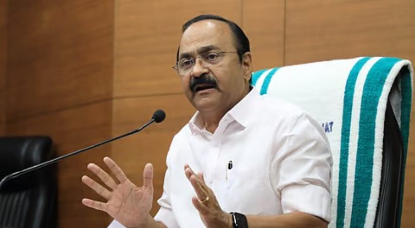 മഴക്കെടുതി: ജില്ലാ കളക്ടര്‍മാരുടെ അടിയന്തര യോഗം വിളിച്ച് മുഖ്യമന്ത്രി