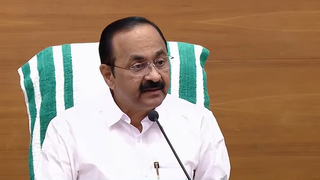 അധ്യാപക റാങ്ക് ലിസ്റ്റ് കാലാവധി ആറുമാസം കൂടി നീട്ടും; സംസ്ഥാനത്ത് മൂന്ന് എന്‍ഡിപിഎസ് കോടതികള്‍ കൂടി : മുഖ്യമന്ത്രി
