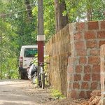 പിണറായി വിജയന്റെ വീടിന് മുന്നിലെ ‘ജീപ്പ് സ്റ്റേഷൻ’ മാറ്റി; കാവൽ തുടരും