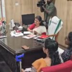 108 ആംബുലന്‍സ് ജീവനക്കാര്‍ പ്രഖ്യാപിച്ച അനിശ്ചിത കാല സമരം പിന്‍വലിച്ചു; മന്ത്രി ബിന്ദു കൃഷ്ണയുമായി നടത്തിയ ചര്‍ച്ചയില്‍ തീരുമാനം