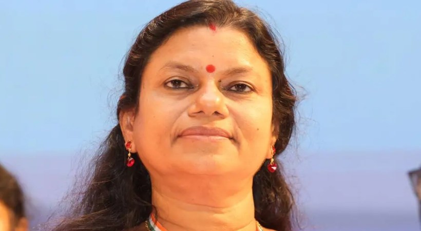 108 ആംബുലന്‍സ് ജീവനക്കാരെ ചര്‍ച്ചയ്ക്ക് വിളിച്ച് സര്‍ക്കാര്‍; മന്ത്രി ബിന്ദു കൃഷ്ണയുമായി നാളെ ചര്‍ച്ച