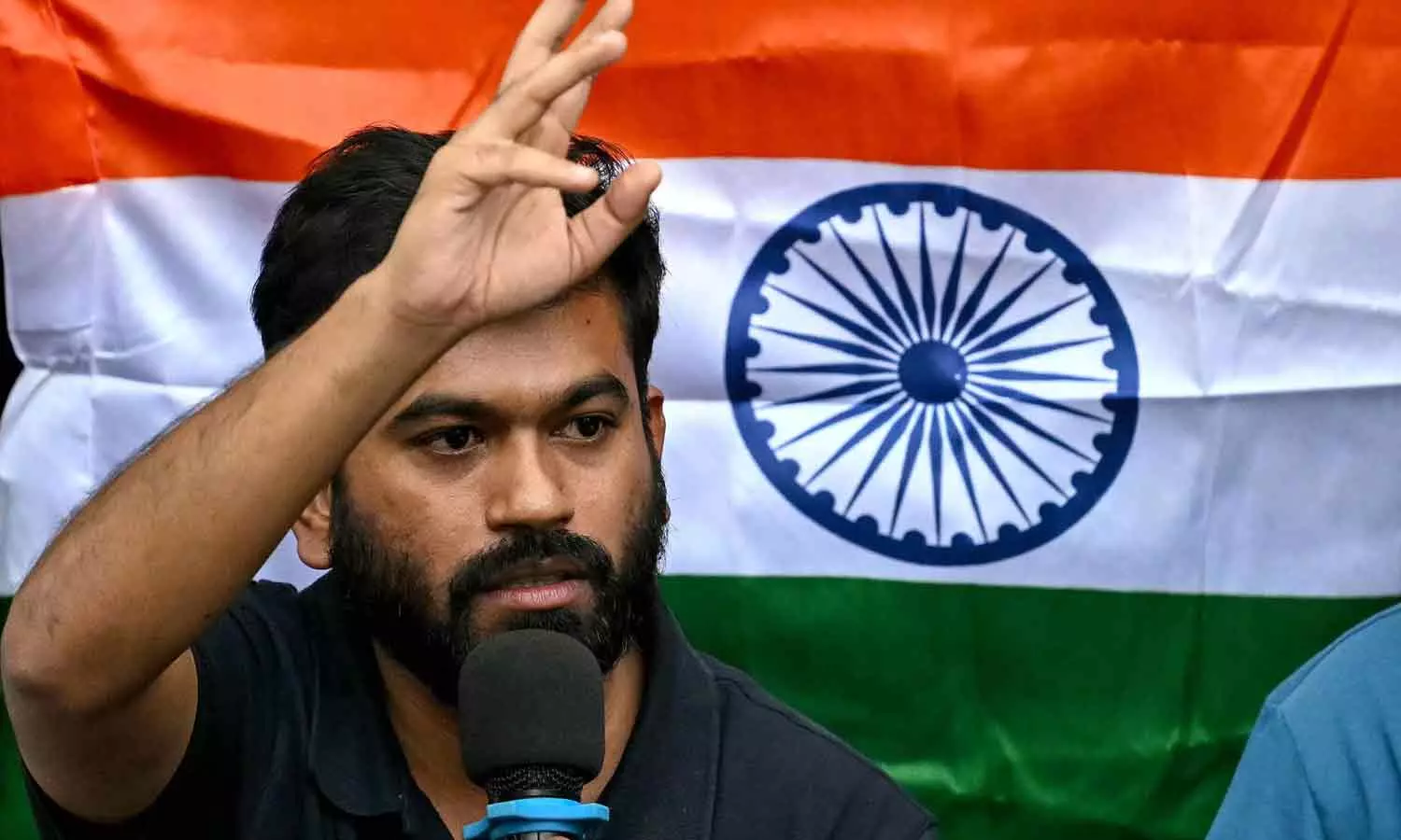 ‘ഭയപ്പെടില്ല, പിന്നോട്ടുപോകില്ല, ഇതൊരു നീണ്ട പോരാട്ടം, നേരിടാന്‍ ഞങ്ങള്‍ പൂര്‍ണമായും തയ്യാര്‍’:…